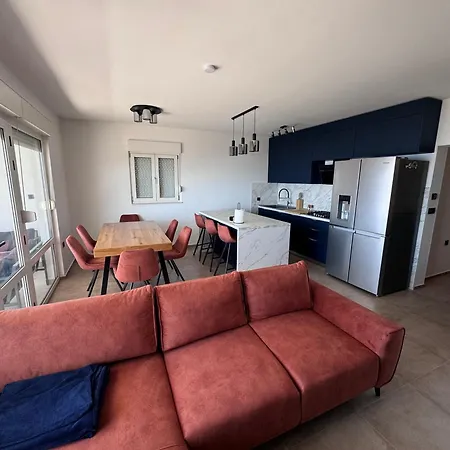 Apartment Chill Blue -